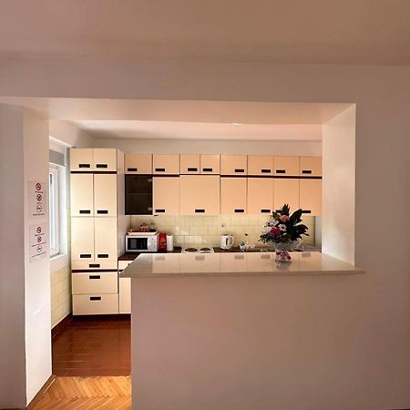 Viktor Apartment Kumanovo Exterior foto