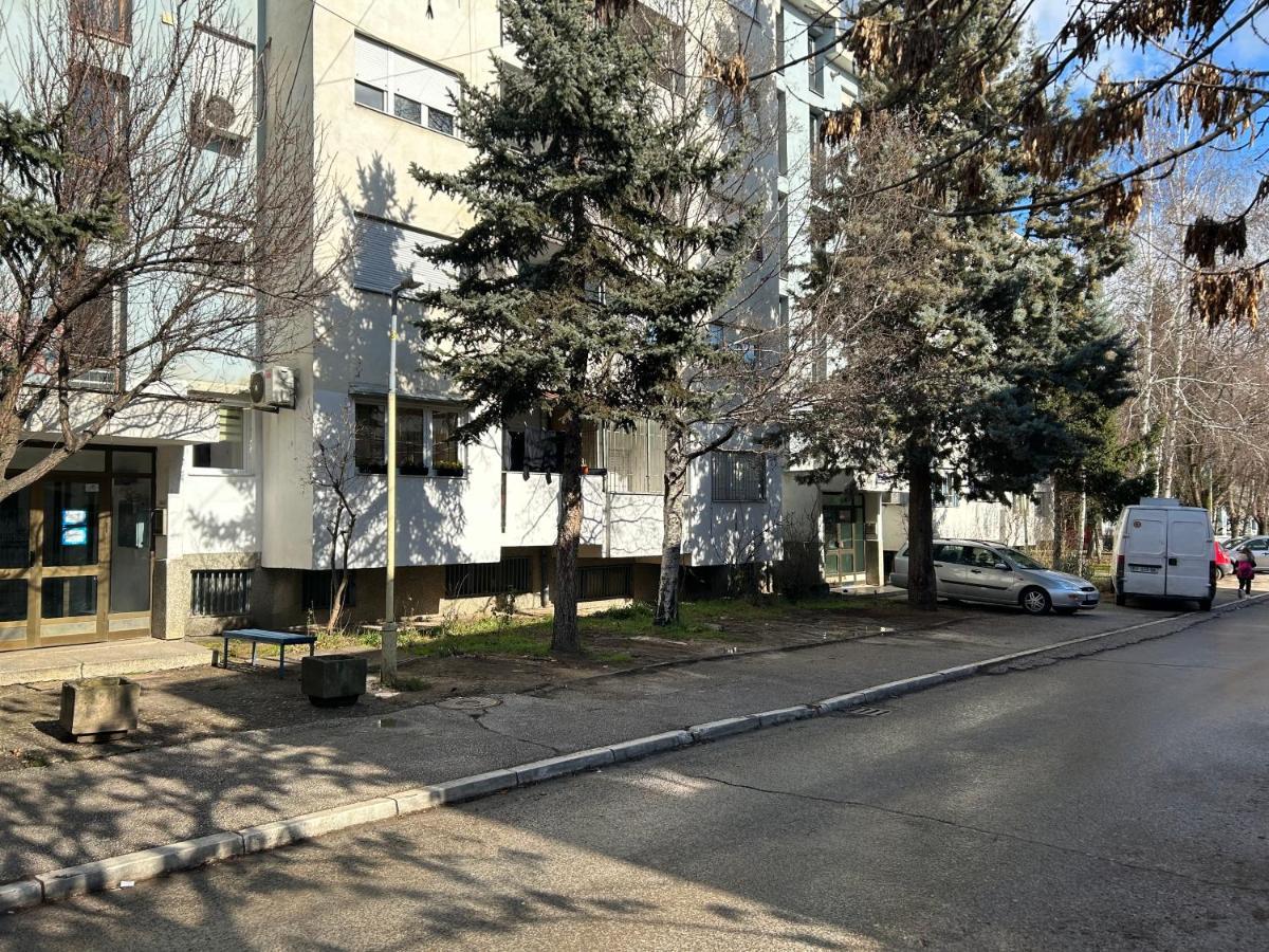 Viktor Apartment Kumanovo Exterior foto