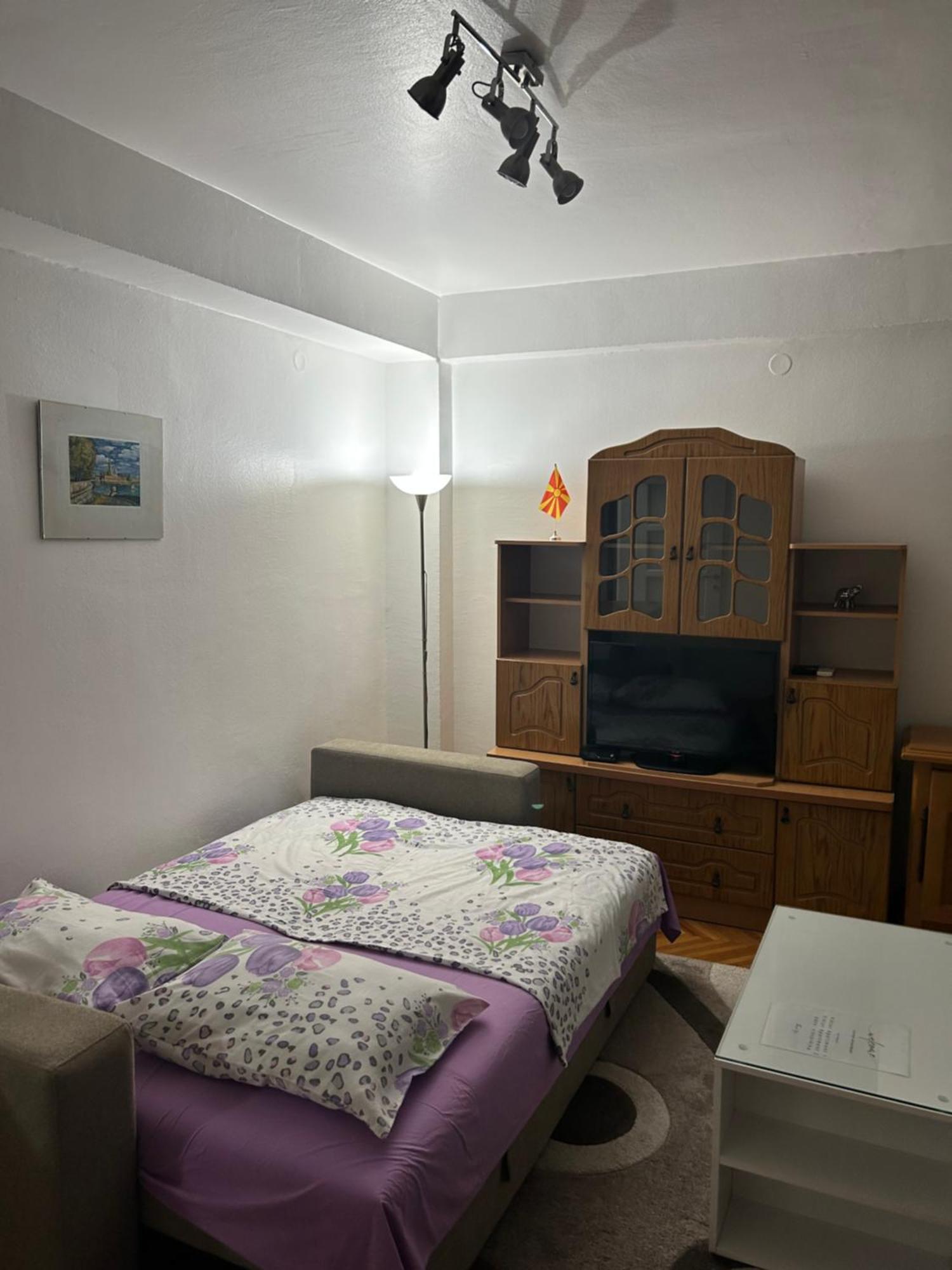Viktor Apartment Kumanovo Exterior foto